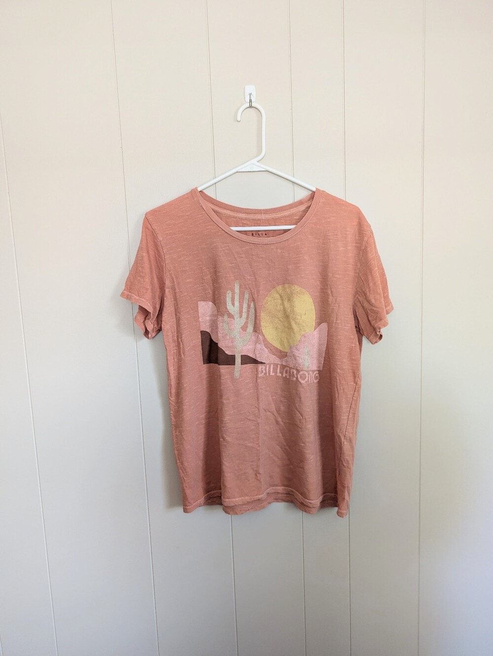 Billabong Women's Orange Short Sleeve Shirt Size Large